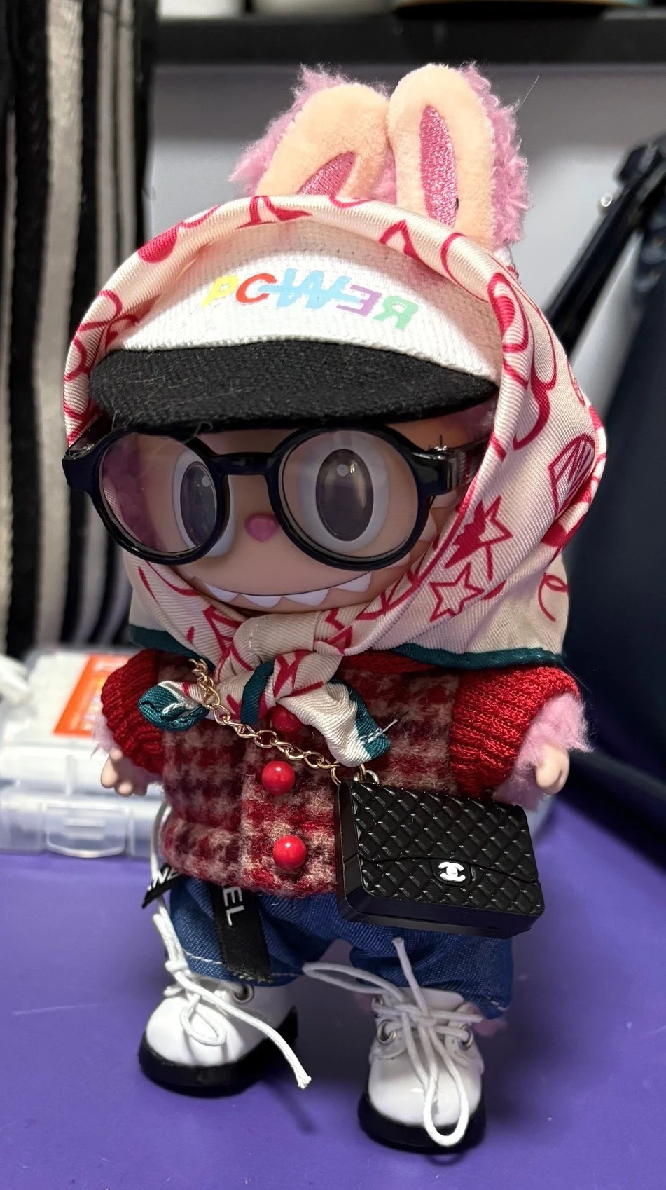LABUBU Doll Outfit: GD-Inspired Red Plaid Vest & POWER Cap Set for 15/17cm Dolls - Image 2
