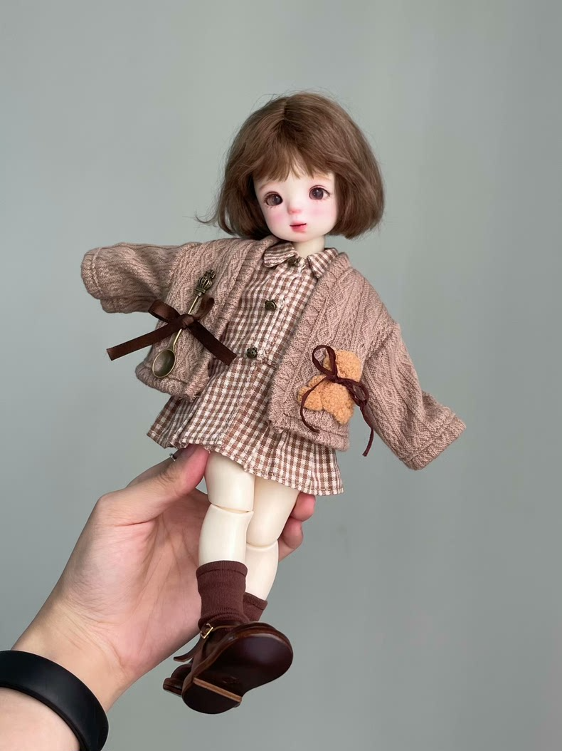 Charming Knit & Plaid BJD 1/6 Outfit - Cozy Elegant Versatile - Image 2