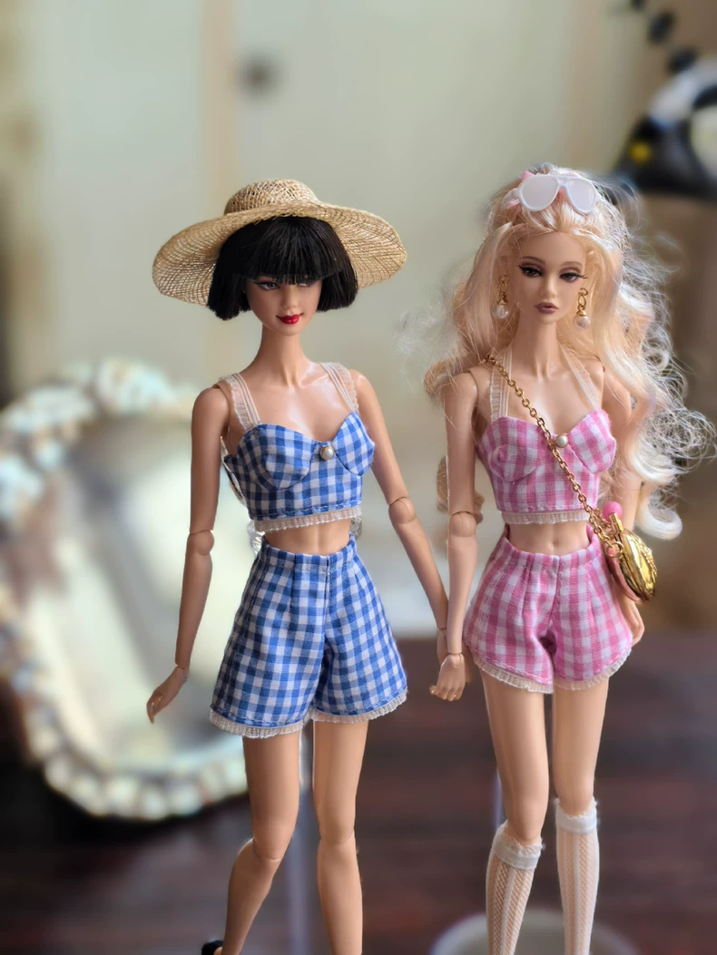 Vibrant Summer BJD Outfit: Blue & Pink Gingham Doll Clothes with Accessories - Image 2