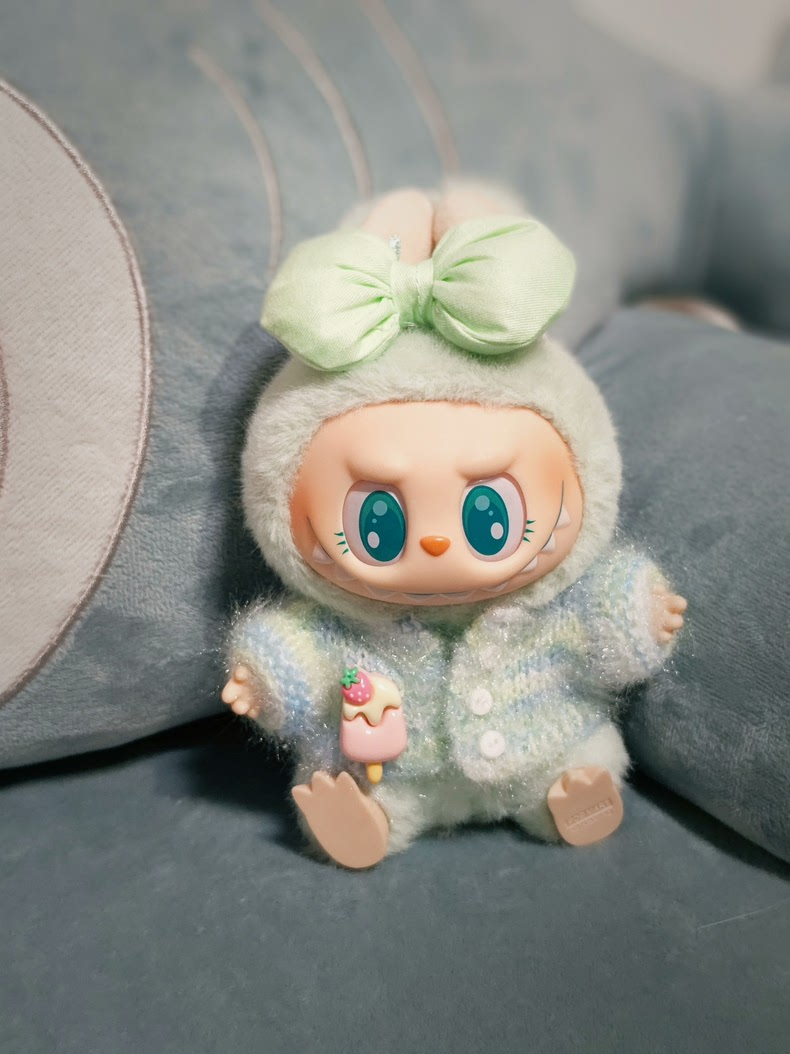 Charming Labubu Doll Outfit – Cozy Sweater with Ice Cream Charm & Mint Bow | Customizable & Premium Quality - Image 1