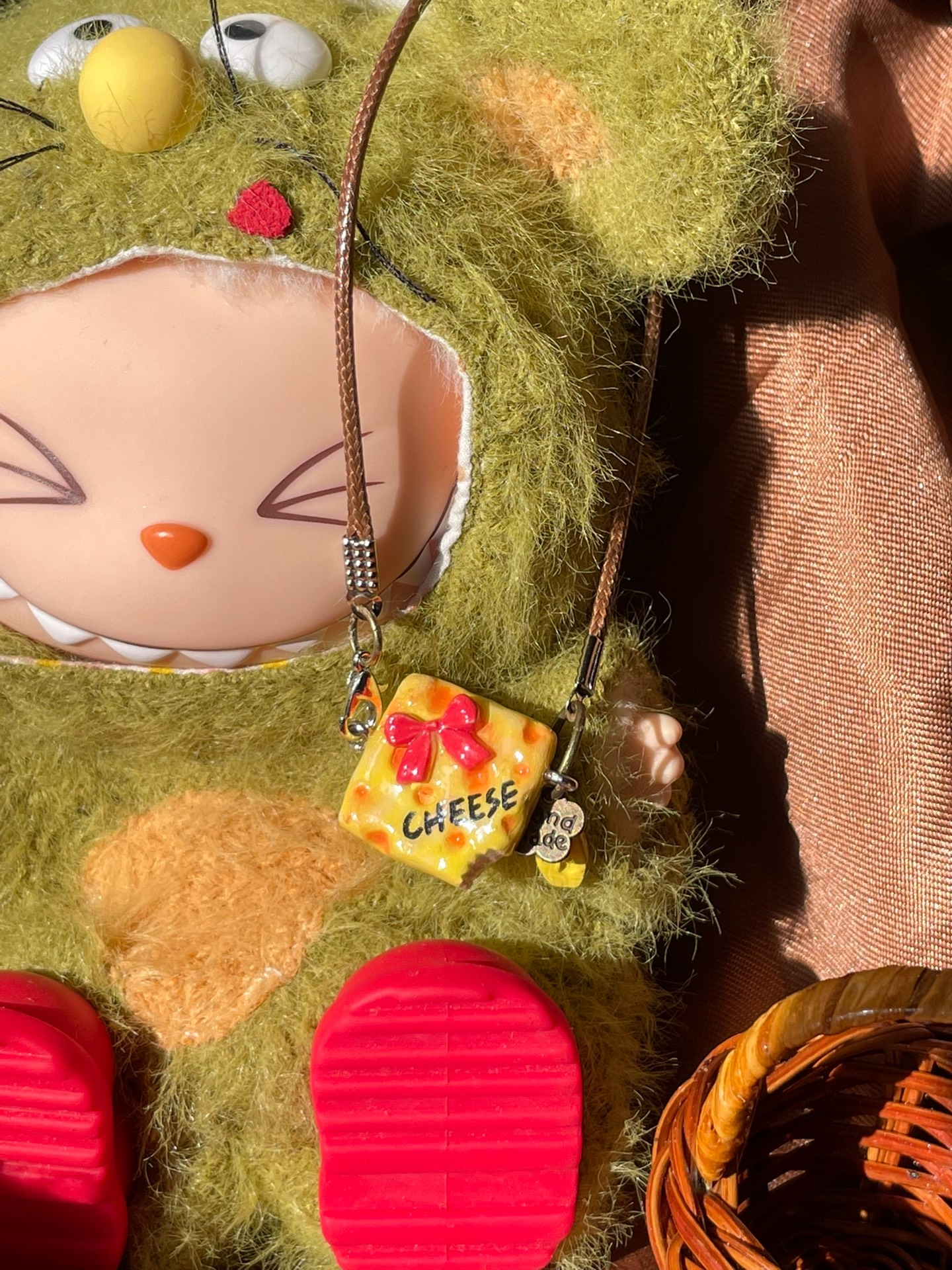 Whimsical Mouse Labubu Doll Outfit with Cheese Bag & Red Shoes – Playful & Collectible - Image 6