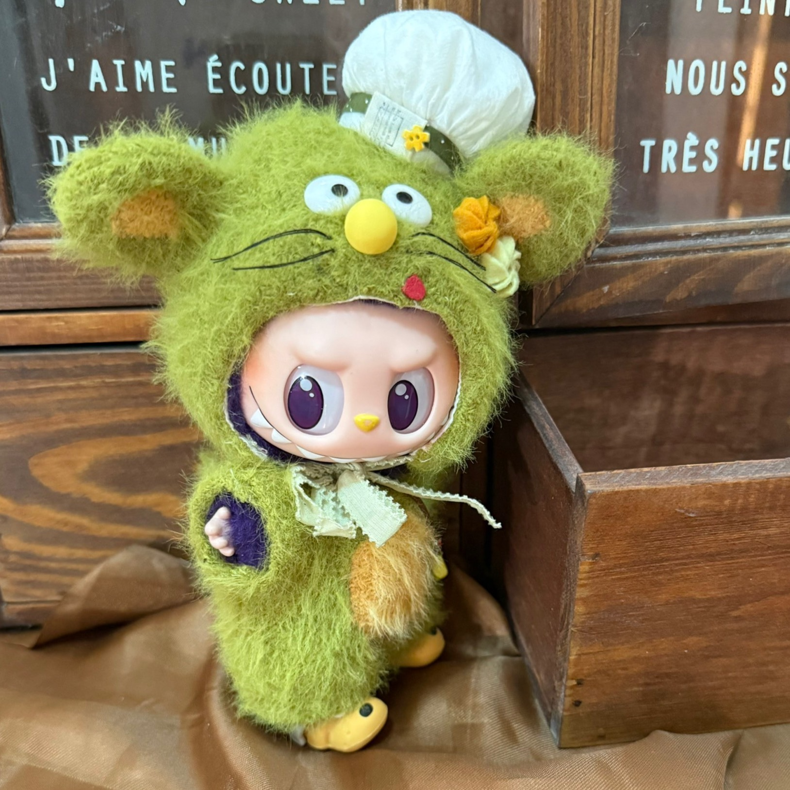 Whimsical Mouse Labubu Doll Outfit with Cheese Bag & Red Shoes – Playful & Collectible - Image 7