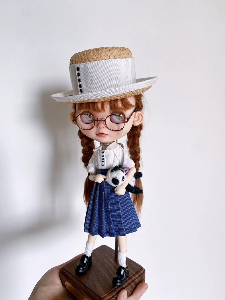 Charming Blythe Doll Schoolgirl Outfit: Premium Plaid Skirt & Blouse Set for OB22 OB24 - Image 2
