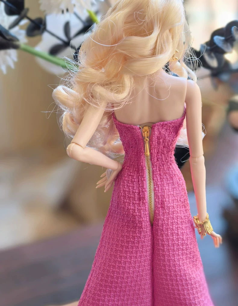 Luxe Pink Tweed Blythe Dress w/ Pearl Waistband & Jewelry Set - Image 5