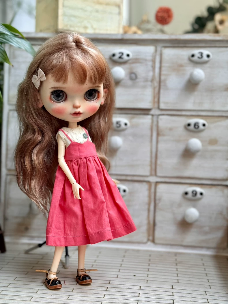 Vintage Blythe Doll Ensemble: Deep Pink Dress & Lace Top for OB24/OB22 – Elegant Collectible Outfit - Image 4