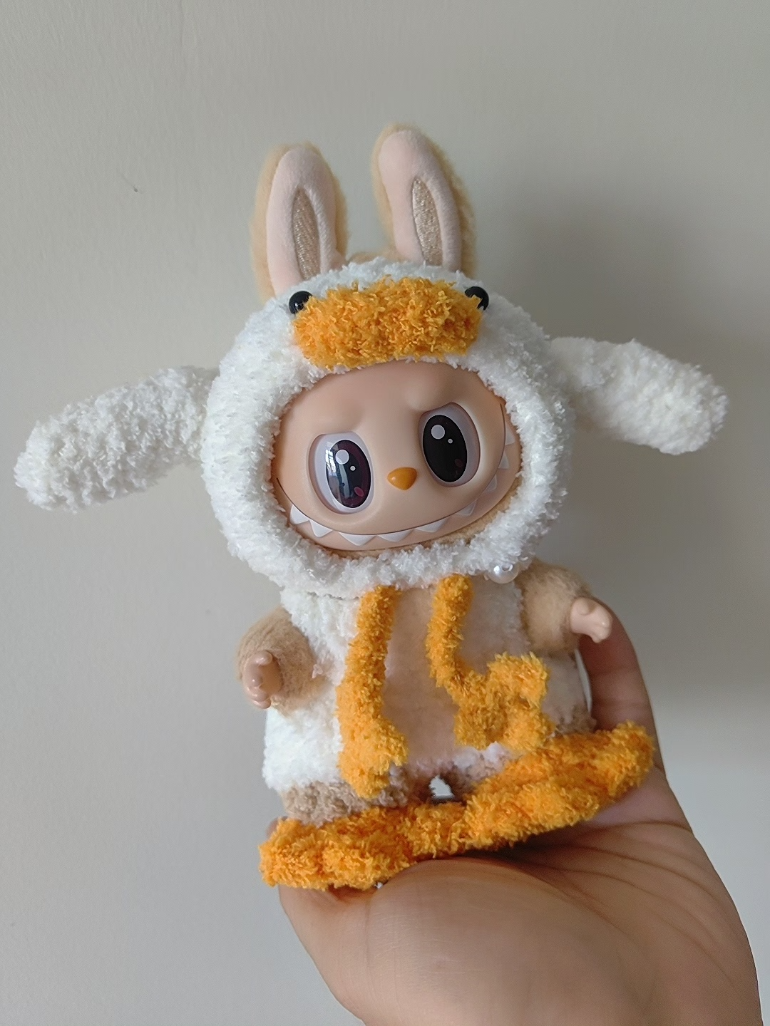 Labubu Duck-Themed Plush Outfit: Hat, Pants & Shoes for Playful Doll Style - Image 4