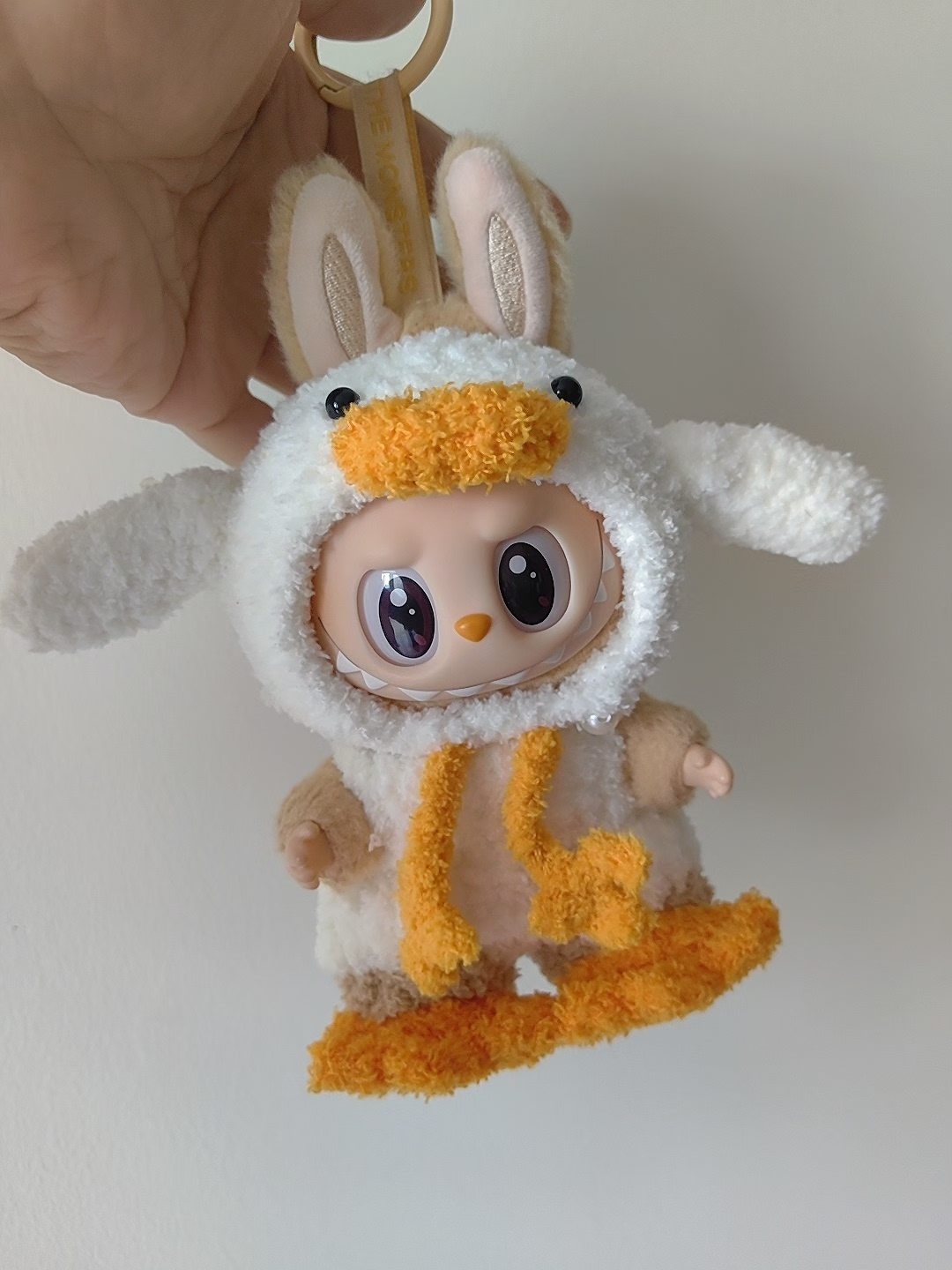 Labubu Duck-Themed Plush Outfit: Hat, Pants & Shoes for Playful Doll Style - Image 6