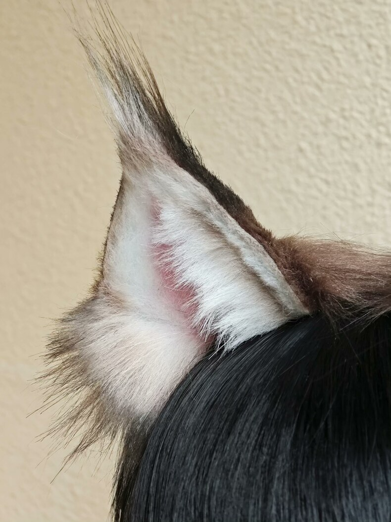 Realistic Cat Ears Headband – Soft Faux Fur Cosplay - Image 1