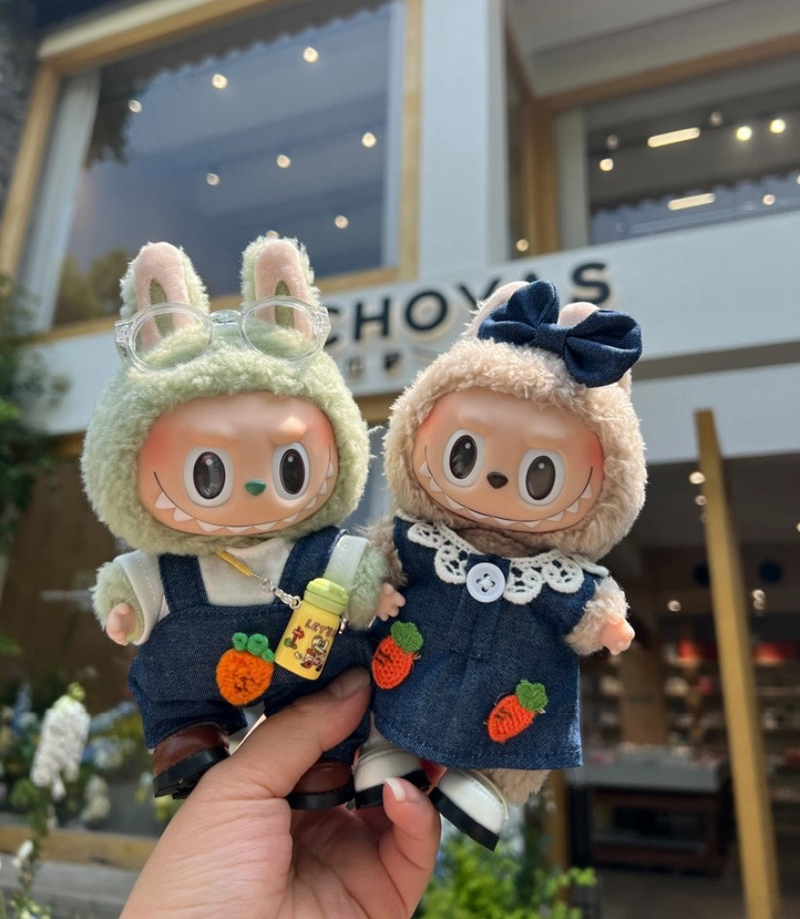 Adorable Carrot-Themed Labubu Doll Outfits – Handmade & Whimsical - Image 6