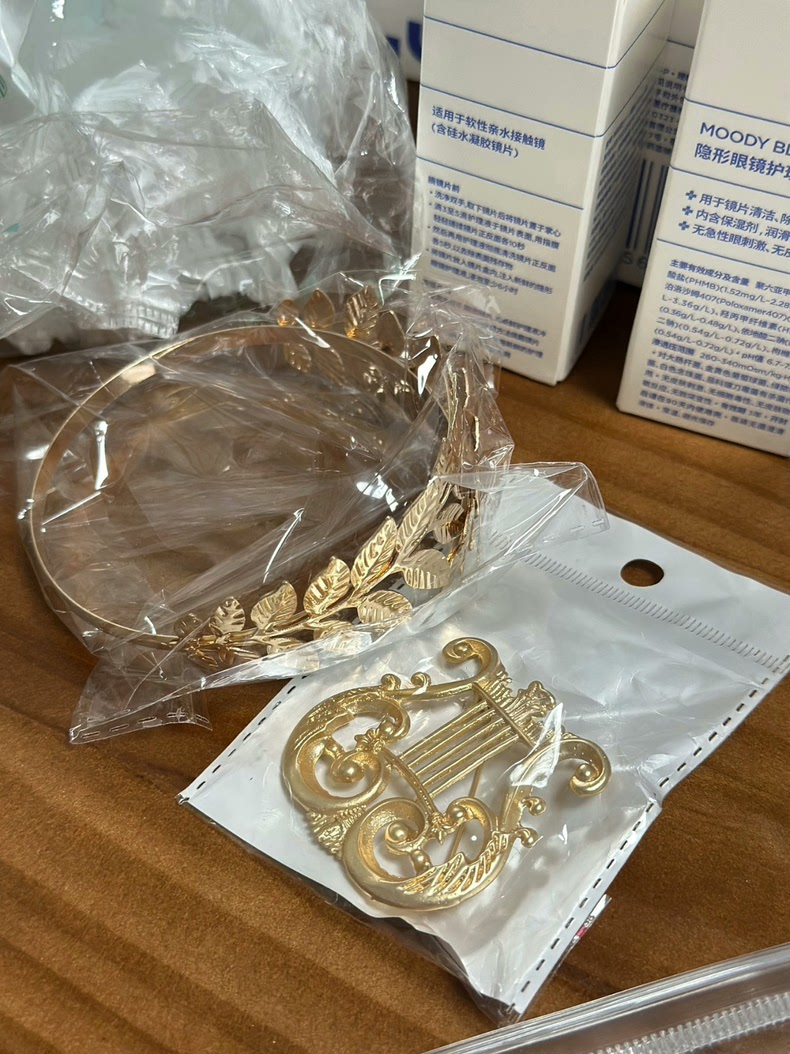 Premium Labubu Angel Outfit: Celestial Wings, Harp & Crown for High-End Doll Collectors - Image 7
