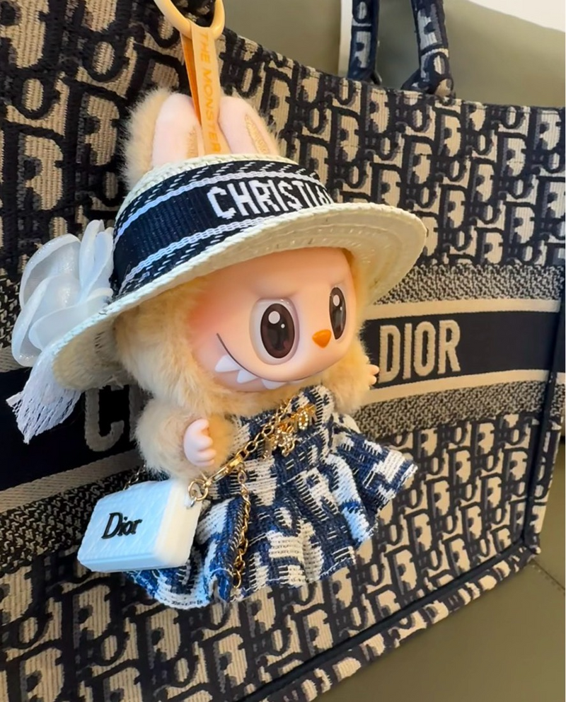 Luxury Dior-Inspired LABUBU Doll Outfit Set – Hat, Bag & Dress for 1st & 2nd Gen Dolls - Image 3