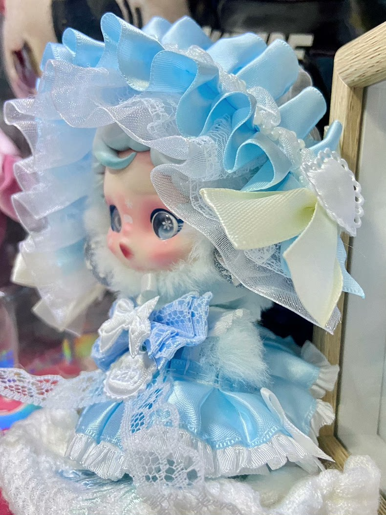Enchanted Winter Lace Doll Outfit – Whimsical Pastel Skullpanda Fashion for Collectors - Image 7
