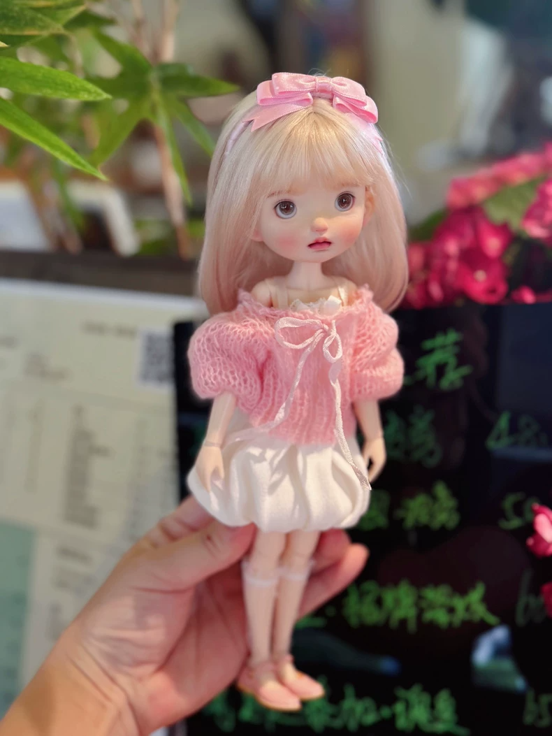 Elegant Blythe Doll Outfit: White Floral Skirt & Lace Socks for OB22/OB24 | BJD Fashion - Image 8