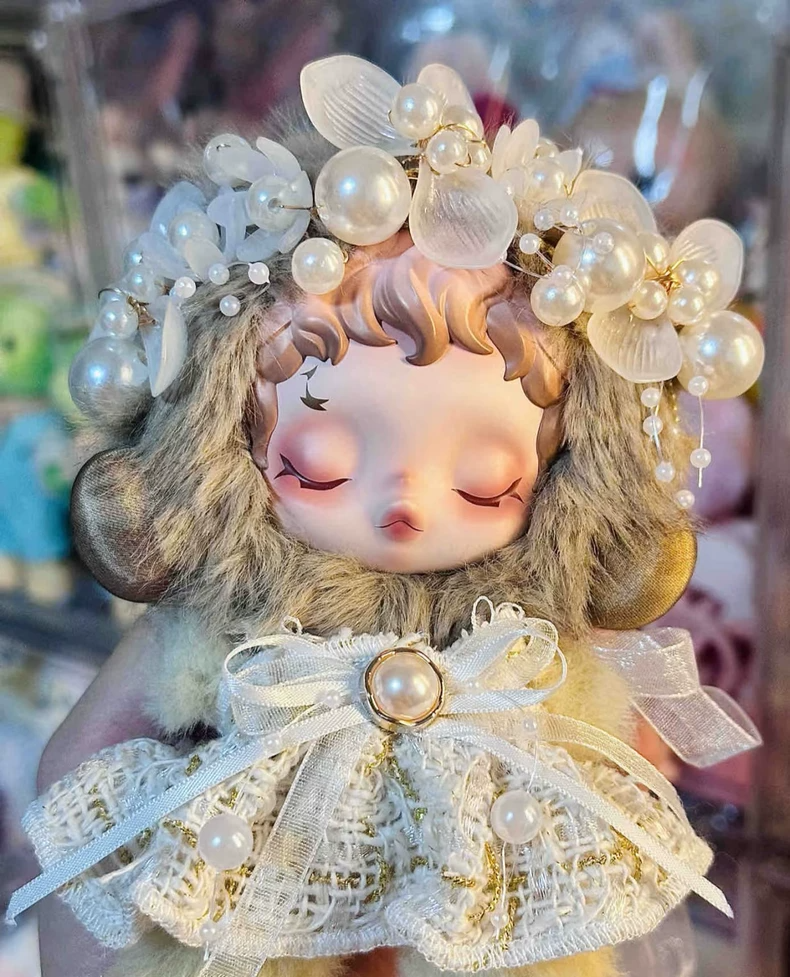 Elegant Skullpanda Doll Outfit: Lace & Pearl Embellished with Plush Fur – Collector’s Dream - Image 3