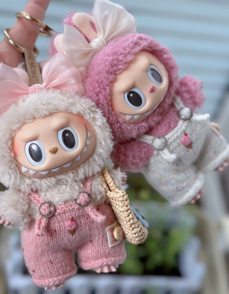 Charming LABUBU Knit Outfit: Customizable, Embroidered, & Durable for 17cm Figures - Image 4