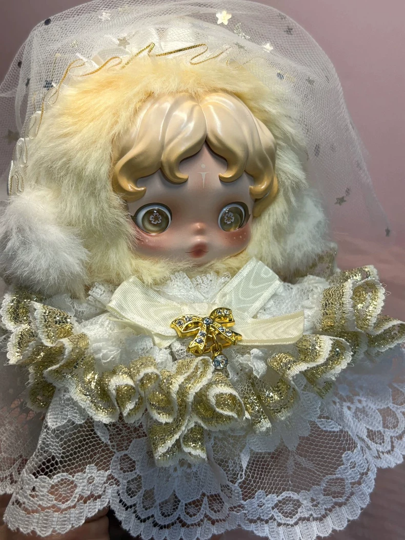 Luxurious Skullpanda Doll Outfit: Elegant White & Gold Ensemble with Adjustable Headband & Layered Skirt - Image 3