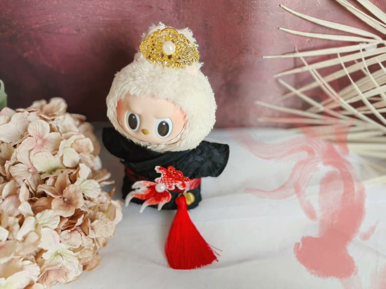 Handcrafted LABUBU Doll Outfit: Traditional Chinese 'Good Fortune Carp' Robe & Crown for 17cm Male Dolls - Image 3