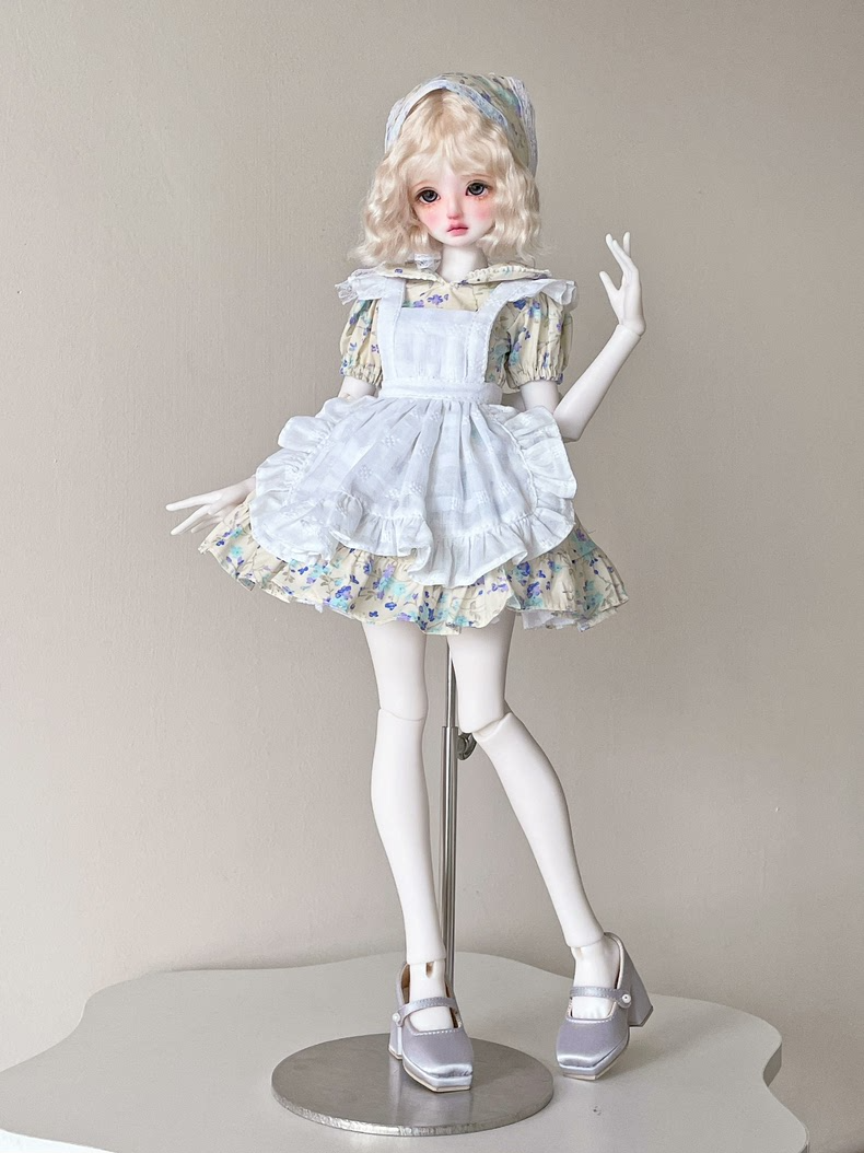 Exquisite BJD 1/4 Doll Outfit: Elegant Dress, Apron & Headscarf Set for Blue & Pink Dolls | Pastel Floral Design - Image 4