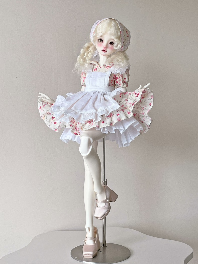 Exquisite BJD 1/4 Doll Outfit: Elegant Dress, Apron & Headscarf Set for Blue & Pink Dolls | Pastel Floral Design - Image 5