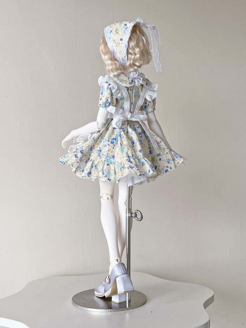 Exquisite BJD 1/4 Doll Outfit: Elegant Dress, Apron & Headscarf Set for Blue & Pink Dolls | Pastel Floral Design - Image 8