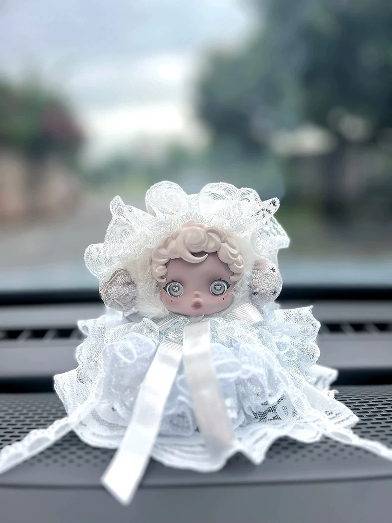 Elegant Skullpanda Doll Outfit: Luxurious Lace Ensemble for Collectors & Creative Play - Image 7