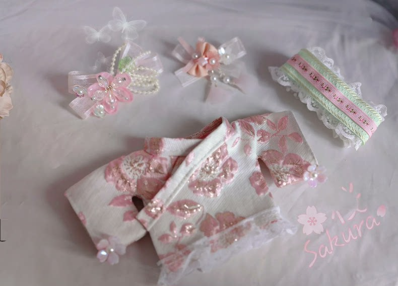 Elegant Cherry Blossom LABUBU Outfit – Luxe Satin & Silver Embroidery for 17cm Figures - Image 6