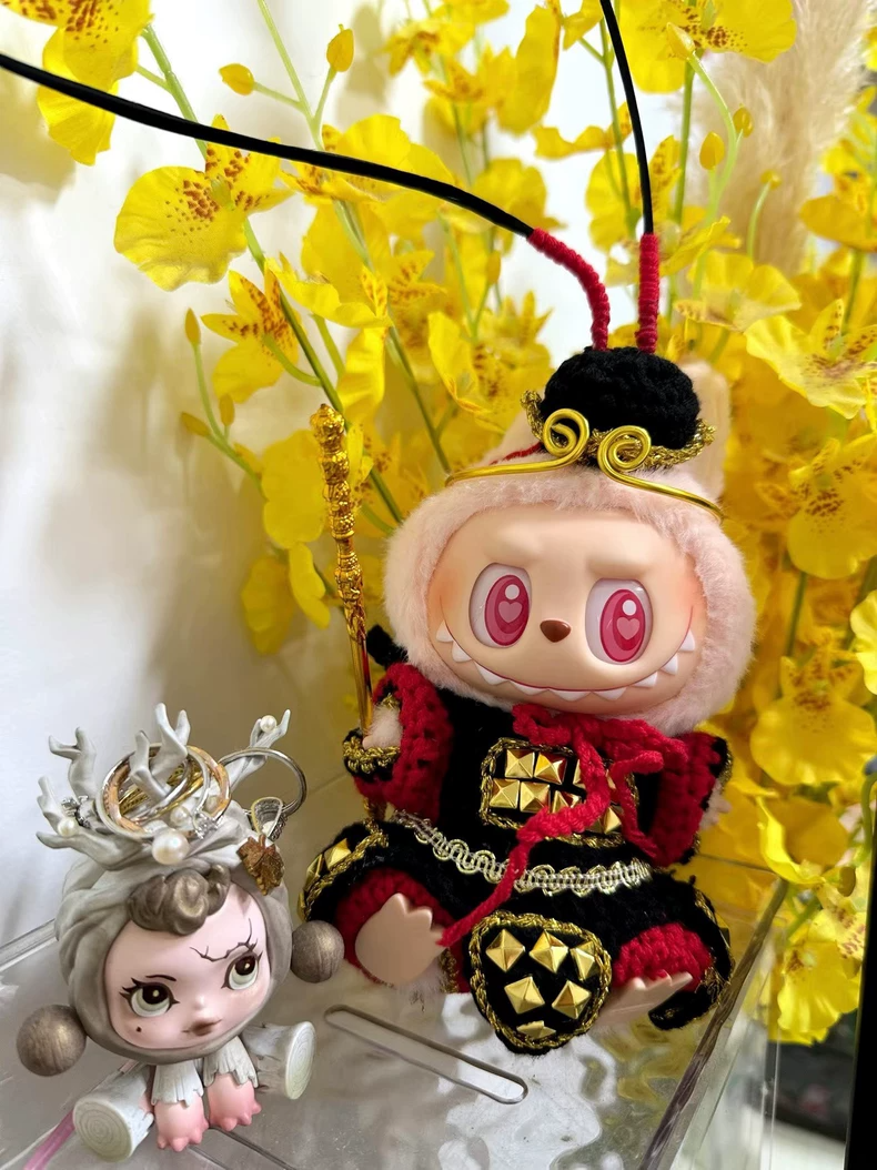 Legendary Sun Wukong Labubu Plush Costume: Black & Gold War King Outfit for Dynamic Play & Collectible Fun - Image 5