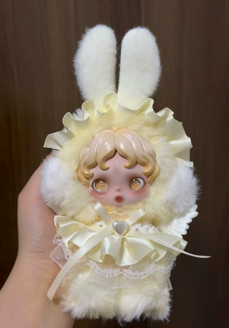 Charming Skullpanda Doll Outfit: Deluxe Headband & Skirt for Collectors - Image 1