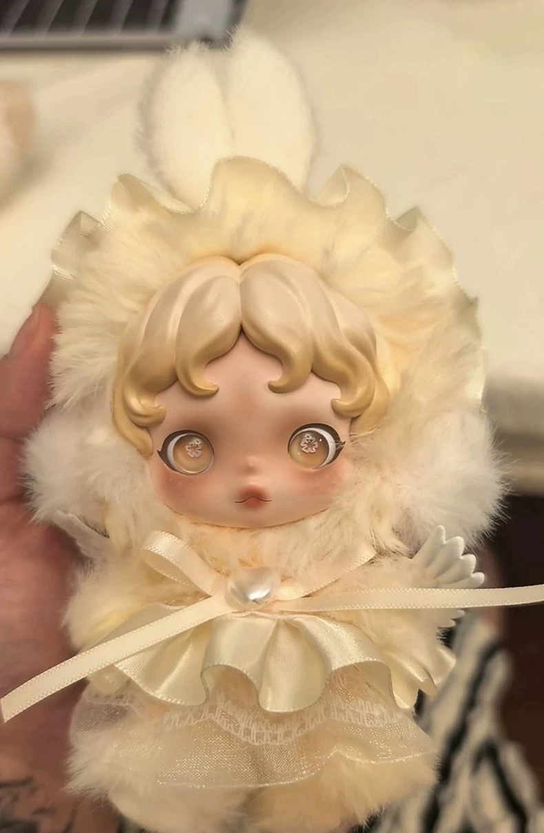 Charming Skullpanda Doll Outfit: Deluxe Headband & Skirt for Collectors - Image 5