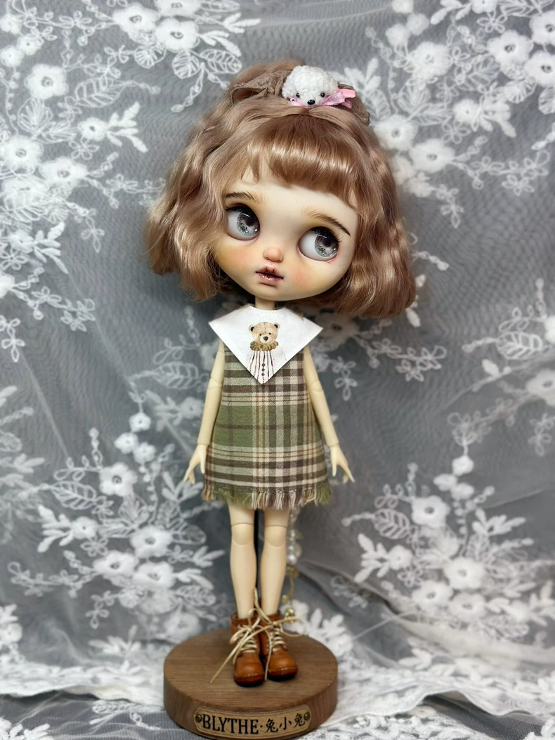 Charming Blythe Doll Plaid Dress Outfit with Teddy Bear Collar & Boots - Image 5