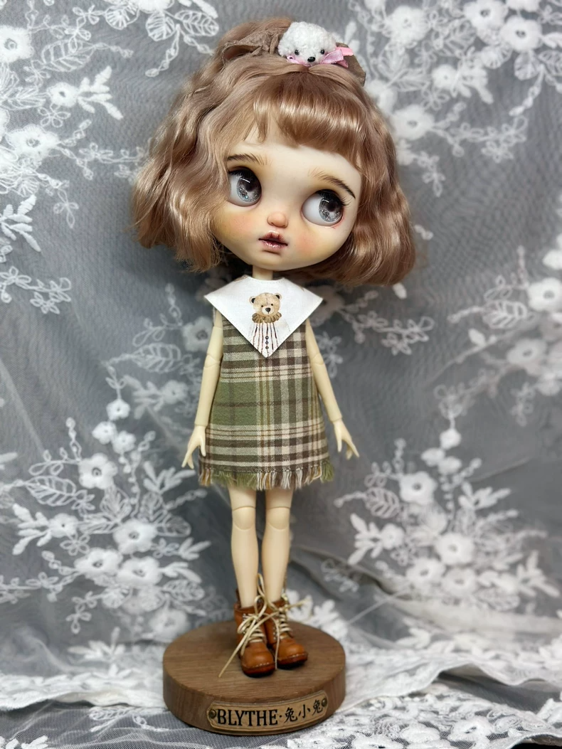 Charming Blythe Doll Plaid Dress Outfit with Teddy Bear Collar & Boots - Image 7