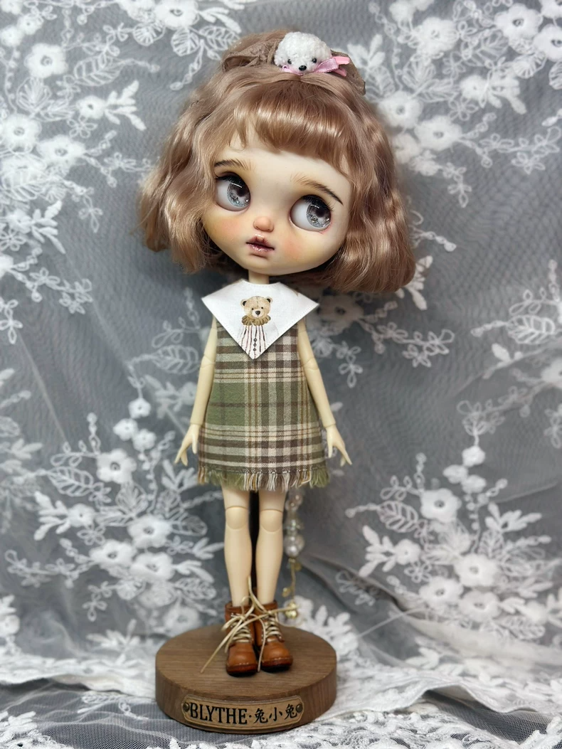 Charming Blythe Doll Plaid Dress Outfit with Teddy Bear Collar & Boots - Image 8