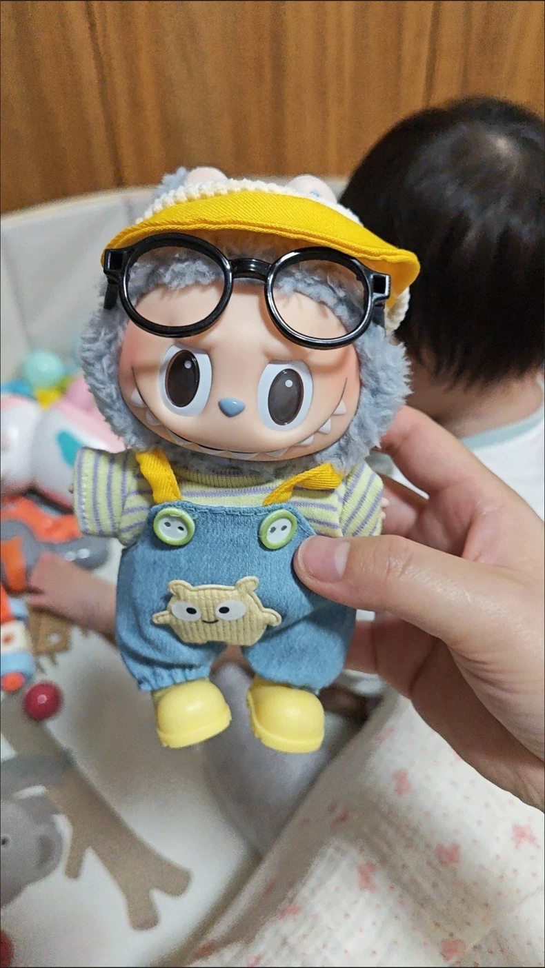 LABUBU Doll Outfit: Cozy Pink Hat, Snug Sweater & Mini Bag – Playful Elegance for Collectible Dolls - Image 3