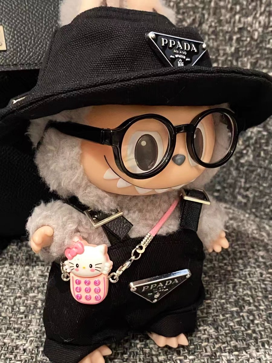 Chic PPADA Black Outfit for LABUBU Doll – Stylish Hat & Accessories, Premium Craftsmanship - Image 2