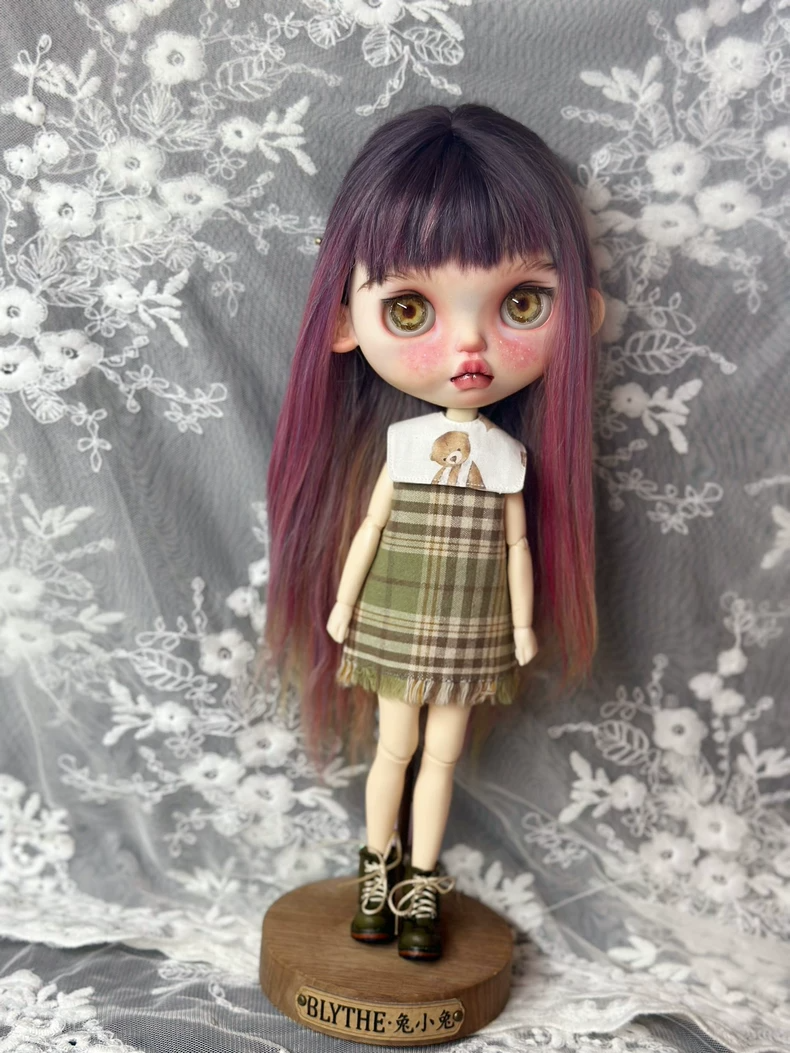 Vintage Plaid Blythe Doll Outfit with Teddy Bear Collar & Boots – OB24 Fit - Image 6