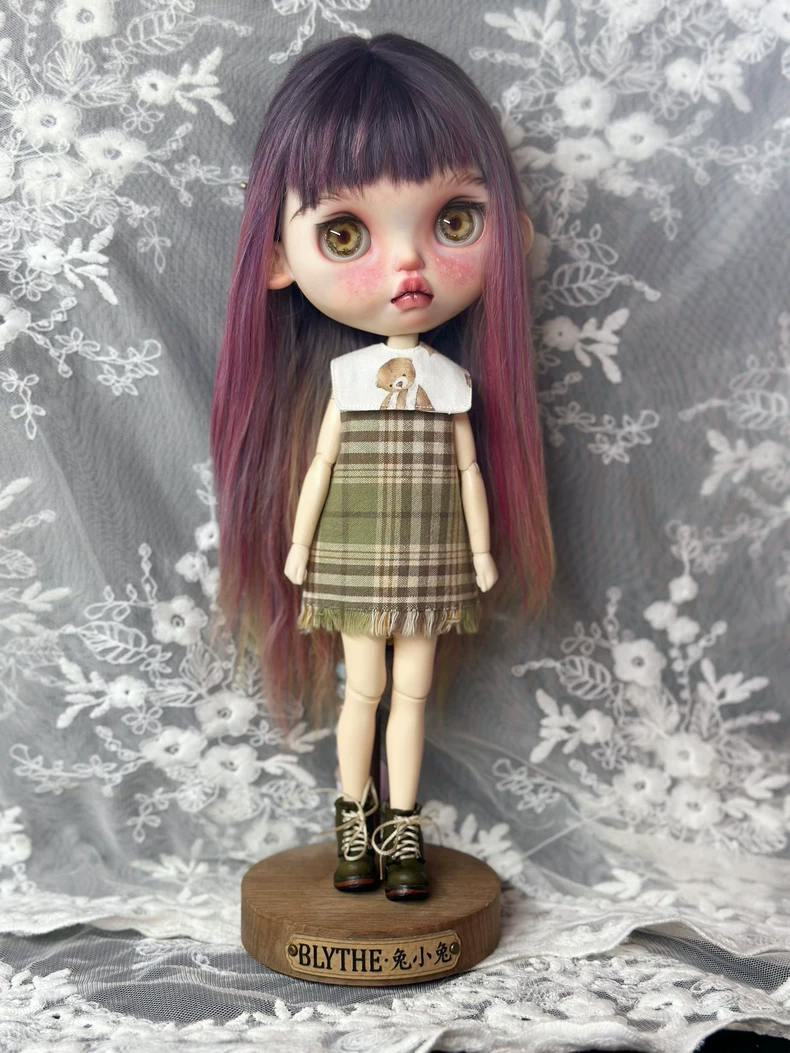 Vintage Plaid Blythe Doll Outfit with Teddy Bear Collar & Boots – OB24 Fit - Image 8