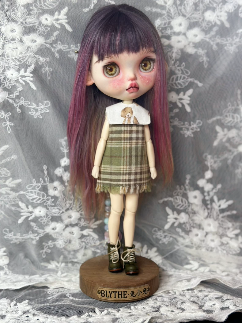Vintage Plaid Blythe Doll Outfit with Teddy Bear Collar & Boots – OB24 Fit - Image 9