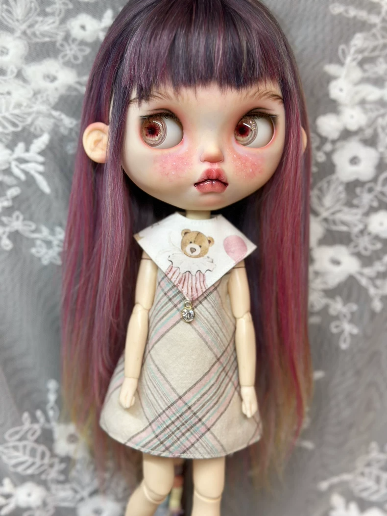 Charming Blythe Doll Plaid Dress with Teddy Bear Collar – Elegant & Playful Outfit for OB24 & AZ Bodies - Image 2