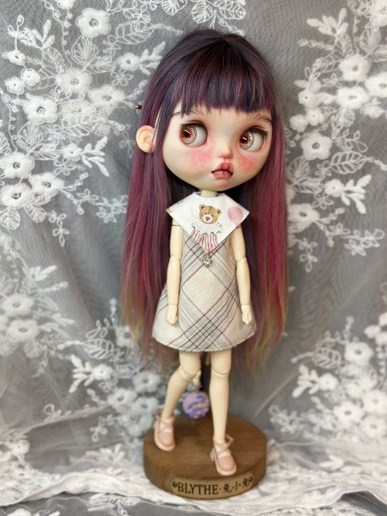 Charming Blythe Doll Plaid Dress with Teddy Bear Collar – Elegant & Playful Outfit for OB24 & AZ Bodies - Image 5
