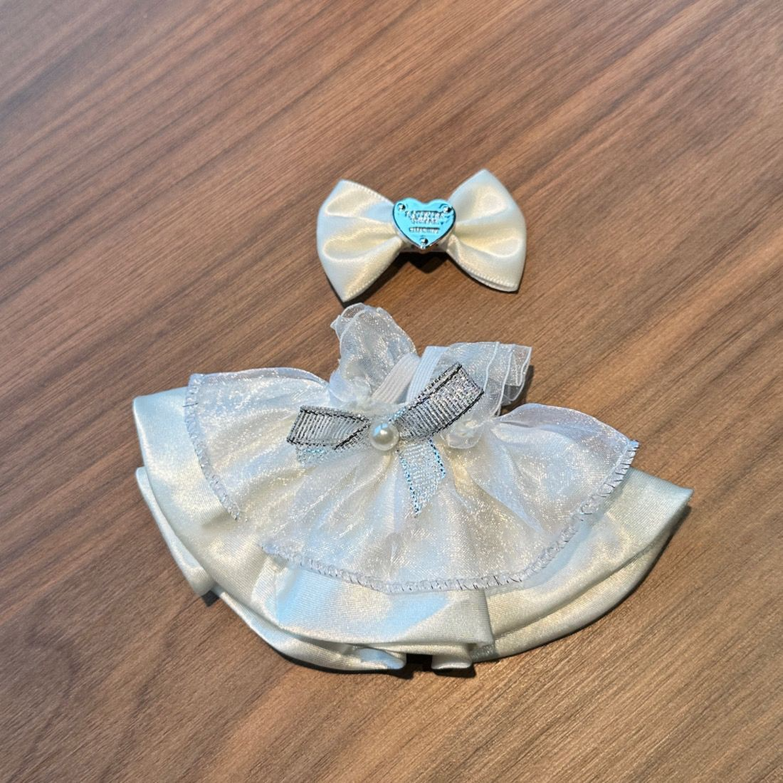 Enchanting Silver Angel Dress & Wings Outfit for Labubu Dolls – Elegant & Versatile Design - Image 2