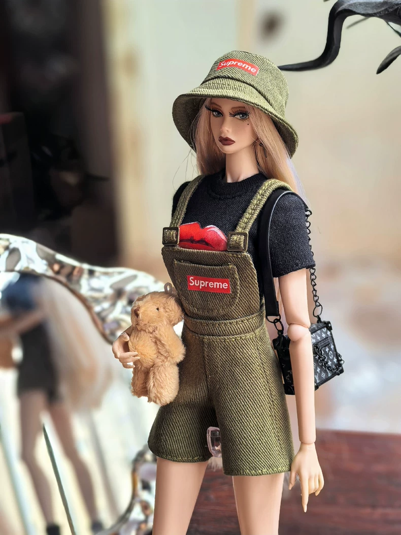 Stylish Olive Green Corduroy Doll Outfit Set with Accessories for BJD 1/6 Dolls - Image 3