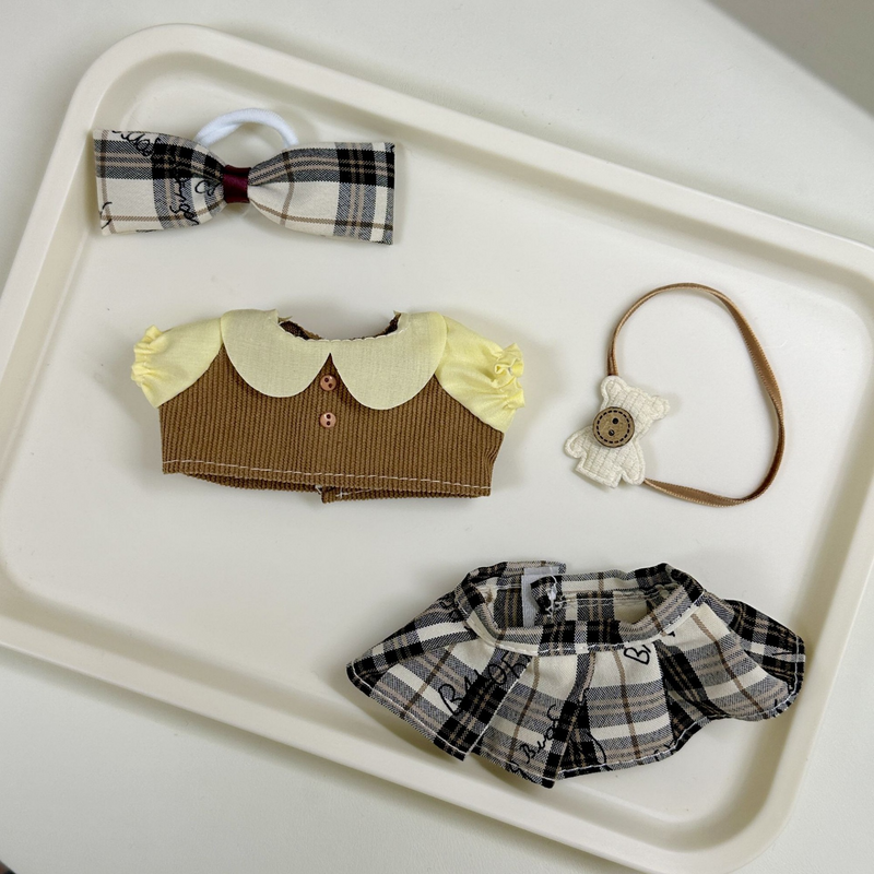 Charming British College Labubu Doll Outfit – 4-Piece Set with Bow, Top, Skirt & Bear Bag - Image 6