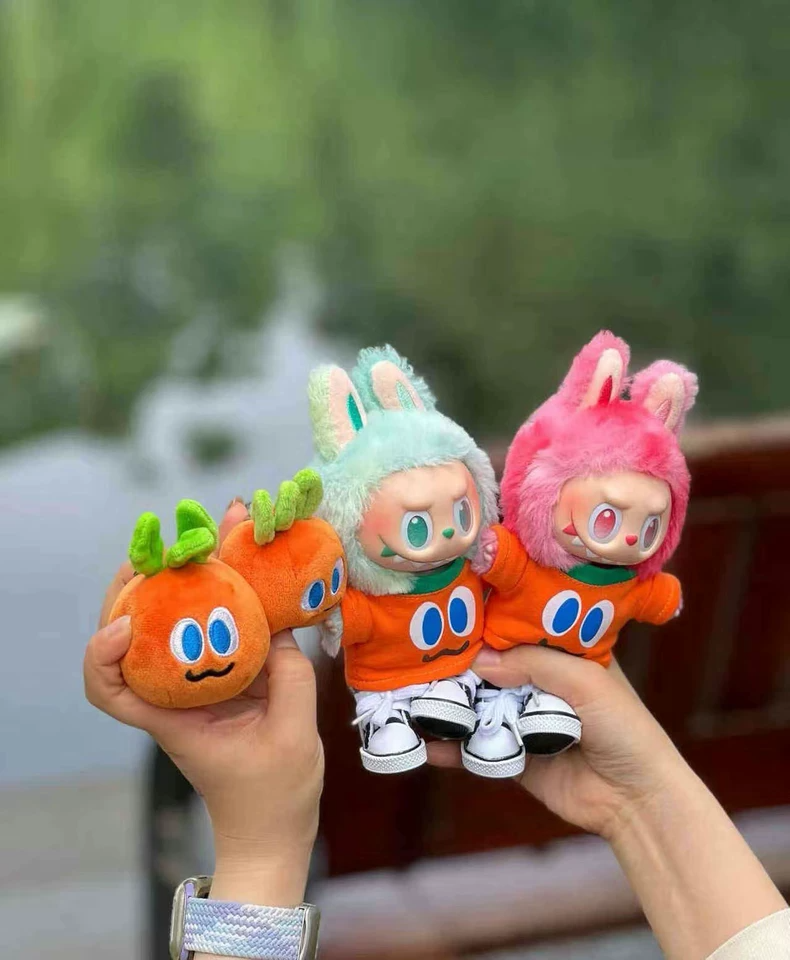 Whimsical Carrot-Themed Labubu Outfit – Playful Hoodie, Hat, Pants & Shoes for Collectors - Image 7