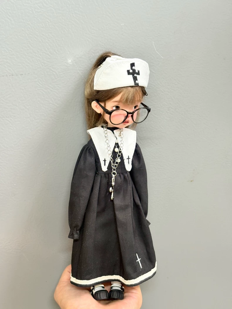 Monochrome Blythe Nurse Outfit with Cross Hat - Durable OB22 OB24 AZONE Doll Costume for Collectors - Image 6