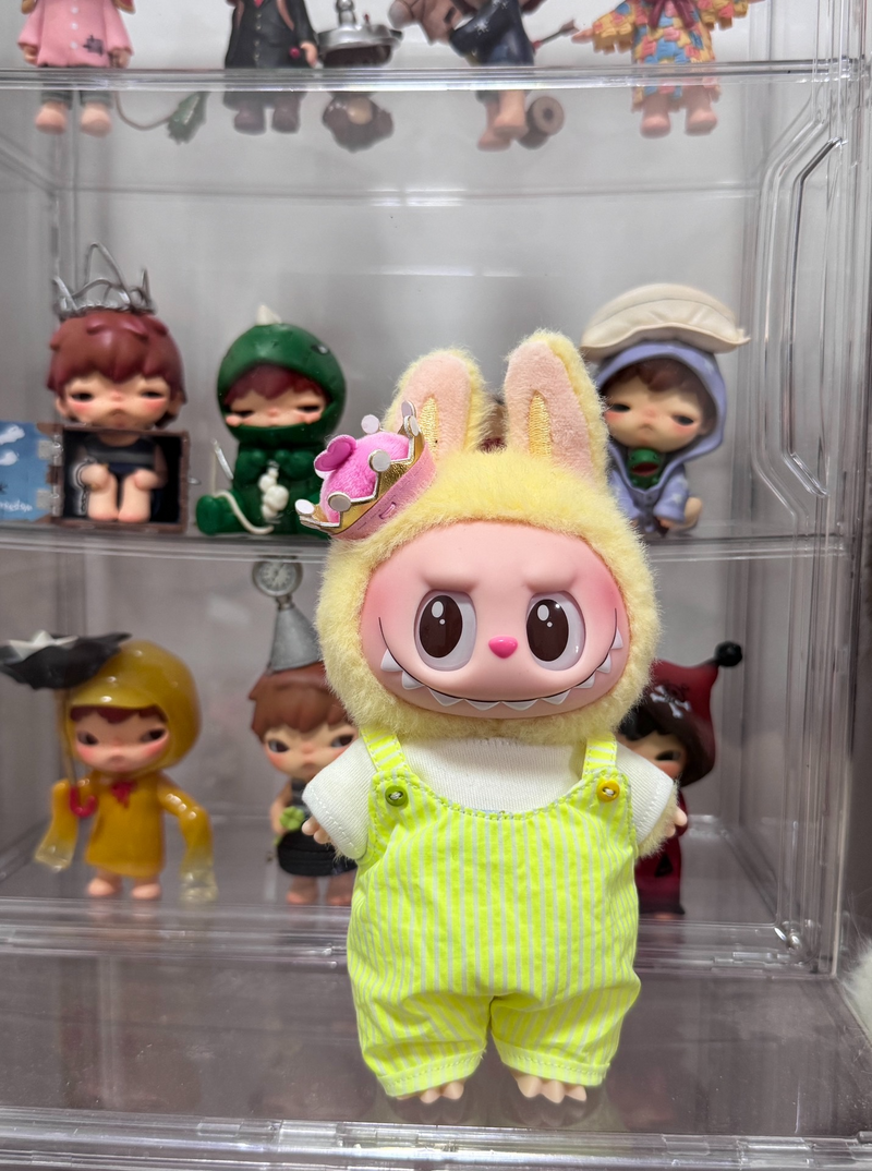 Vibrant Labubu Outfit: Fluorescent Green Overalls & White Tee for 17cm Dolls - Image 3