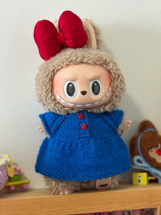 Charming LABUBU Knitted Dress Outfit – Vibrant Blue & Red Bow for 17cm Figures | Premium Wool & Mohair - Image 1