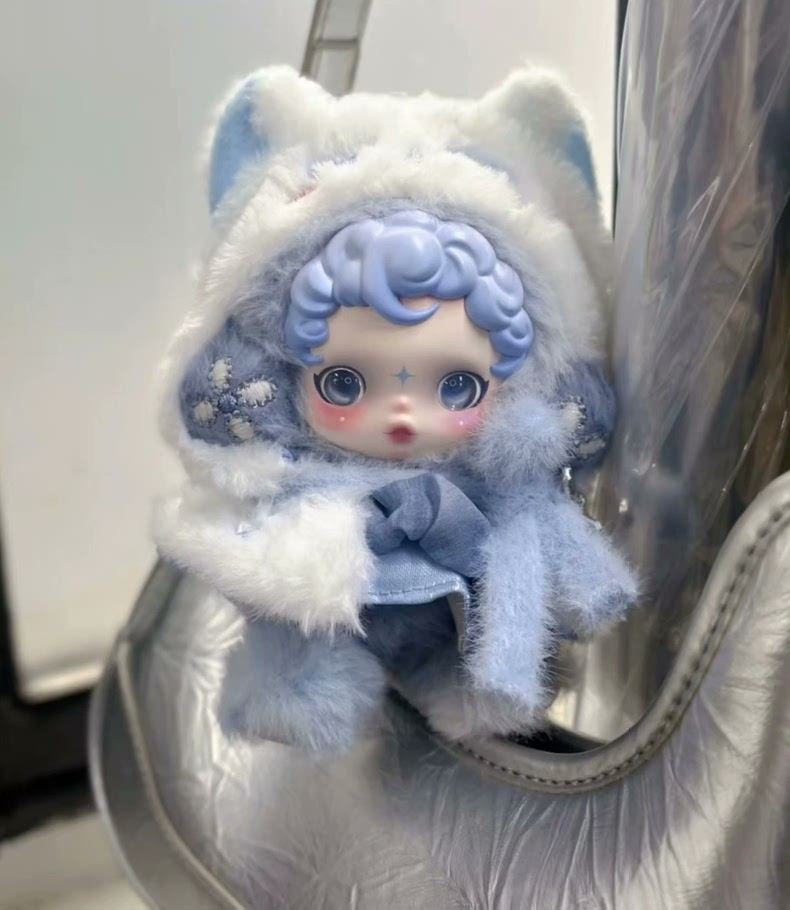 Whimsical Winter Skullpanda Outfit – Plush Pastel Blue Doll Clothes with Fur Trim & Detachable Accessories - Image 2