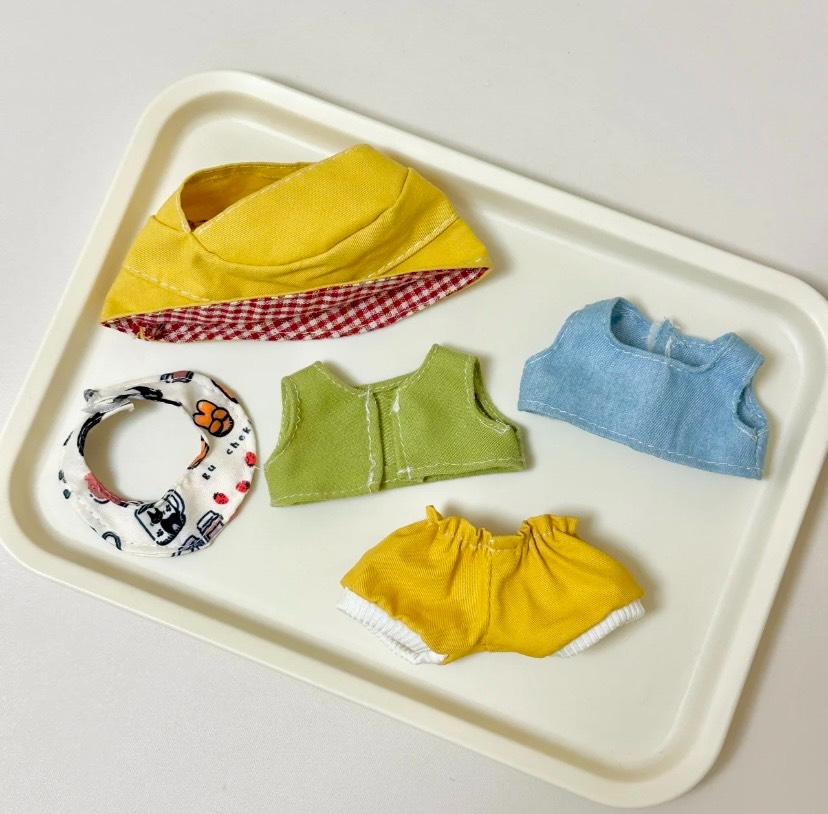 Vibrant Labubu Doll Outfit – Premium Collector’s Ensemble with Hat, Tops, Pants & Bib - Image 7
