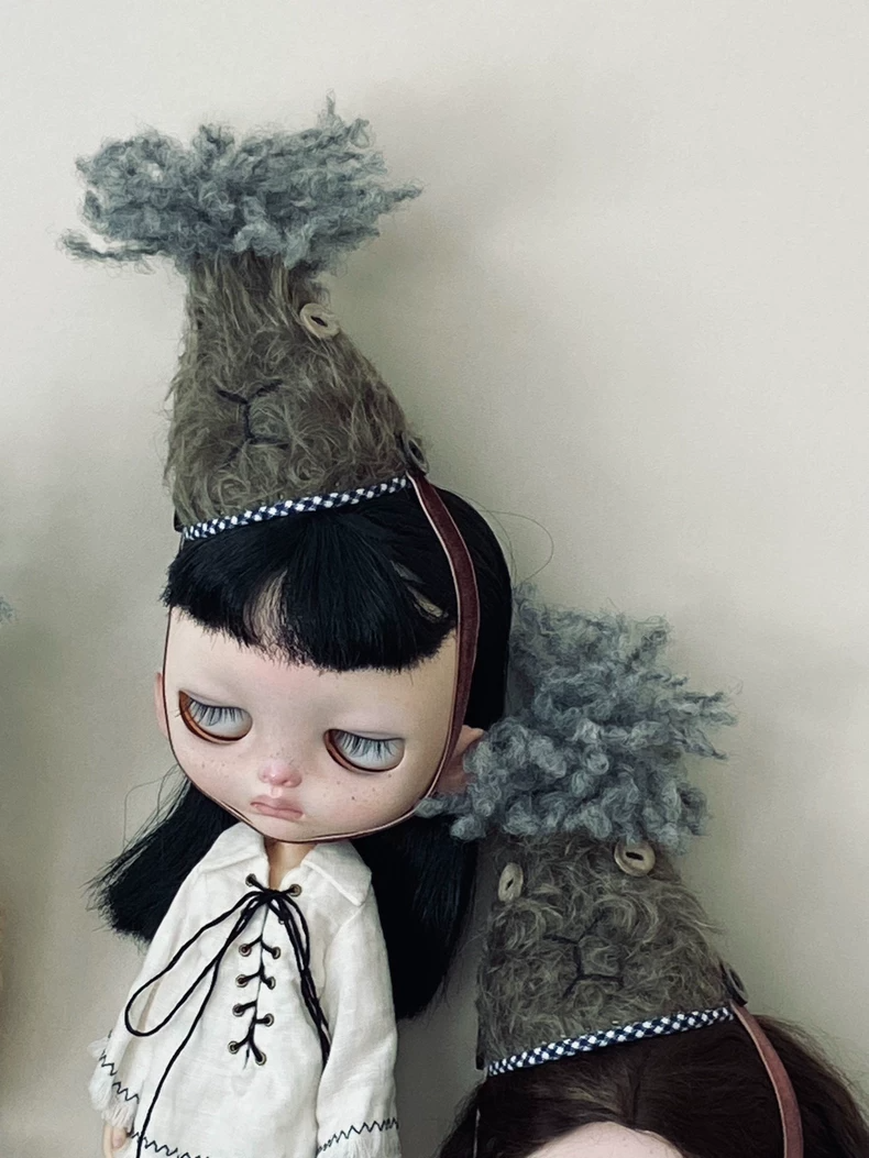 Blythe Doll Grumpy Mouse Hat - Soft Plush Adjustable Character Headwear Accessory - Image 3