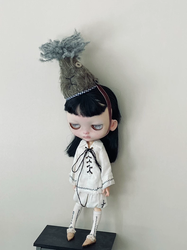 Blythe Doll Grumpy Mouse Hat - Soft Plush Adjustable Character Headwear Accessory - Image 7